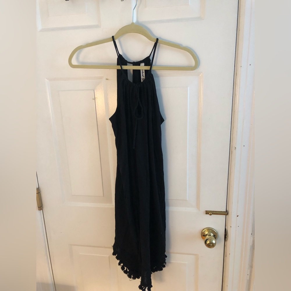 Michael Stars 100% cotton halter style beach coverup with tassels in black